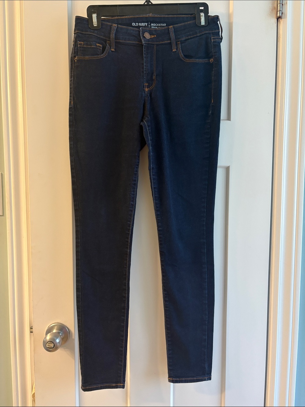 Old Navy Rockstar Skinny Jeans in Dark Indigo Wash size 6